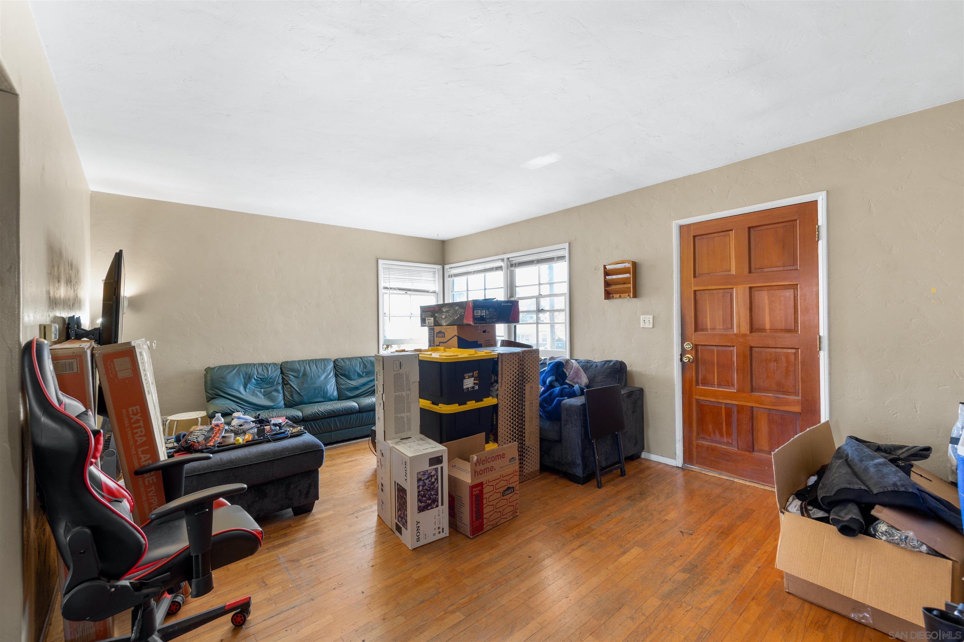 7207 Berkeley Dr — photo
