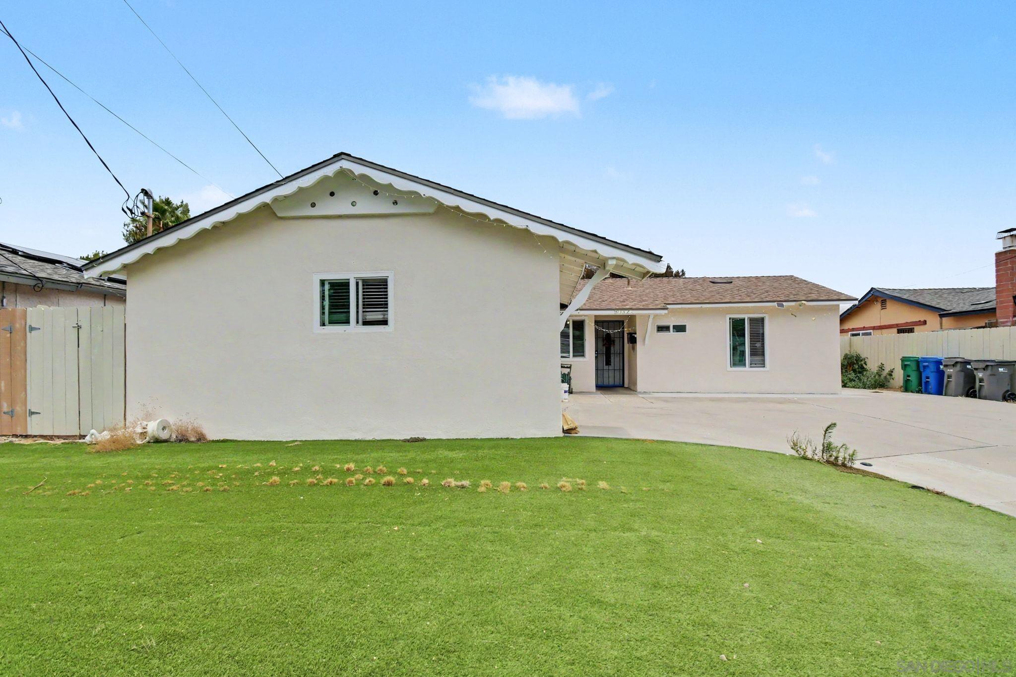 8032 Poplin Dr — photo