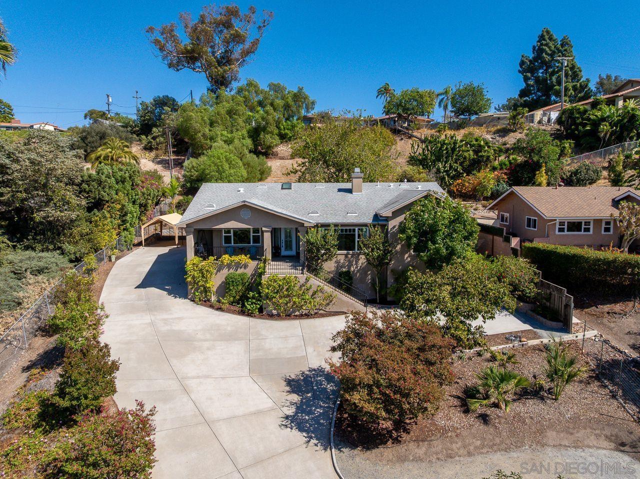 9612 Lamar — photo