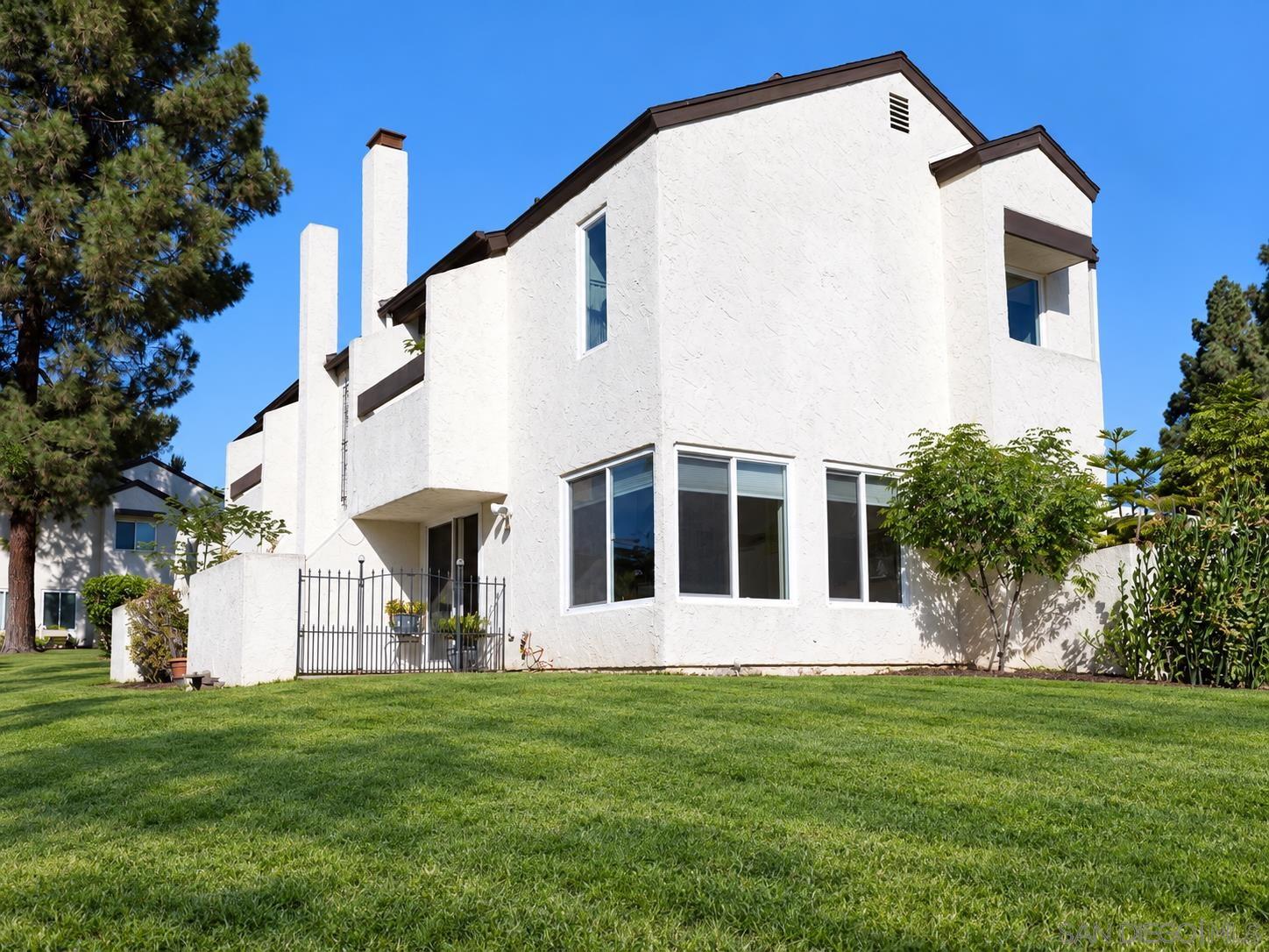 1311 Hawk Ln — photo