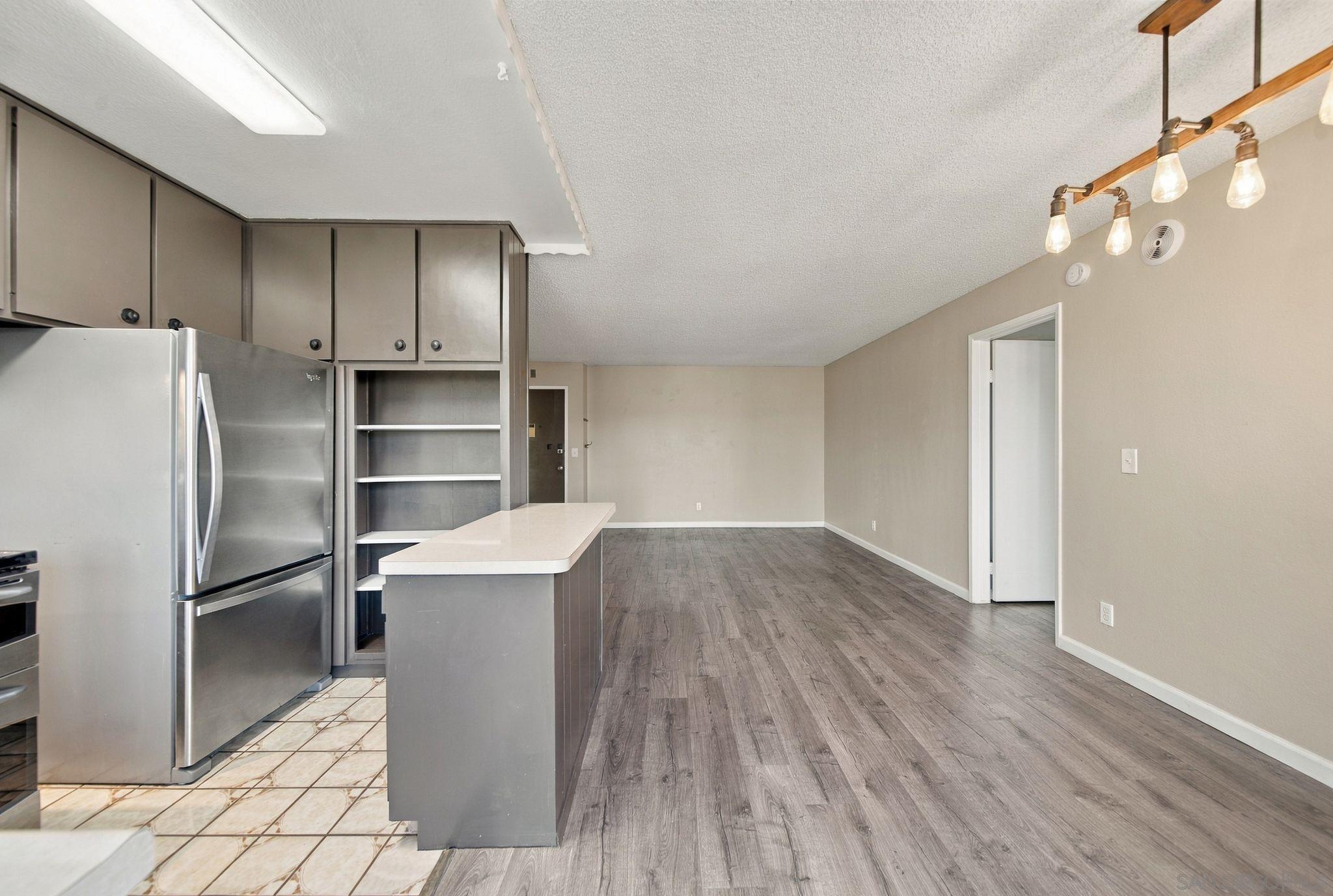 7835 Cowles Mountain Ct Unit B18 — photo