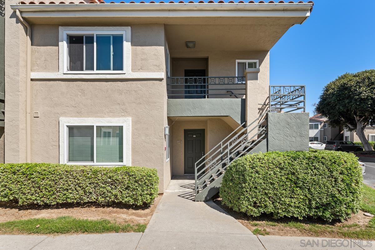 7425 Charmant Dr Unit 2601 — photo