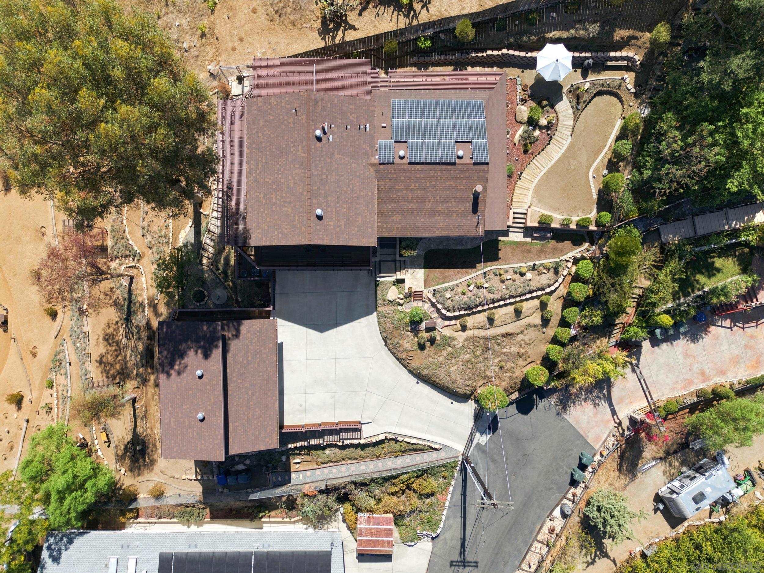 12886 Castle Court Dr — photo