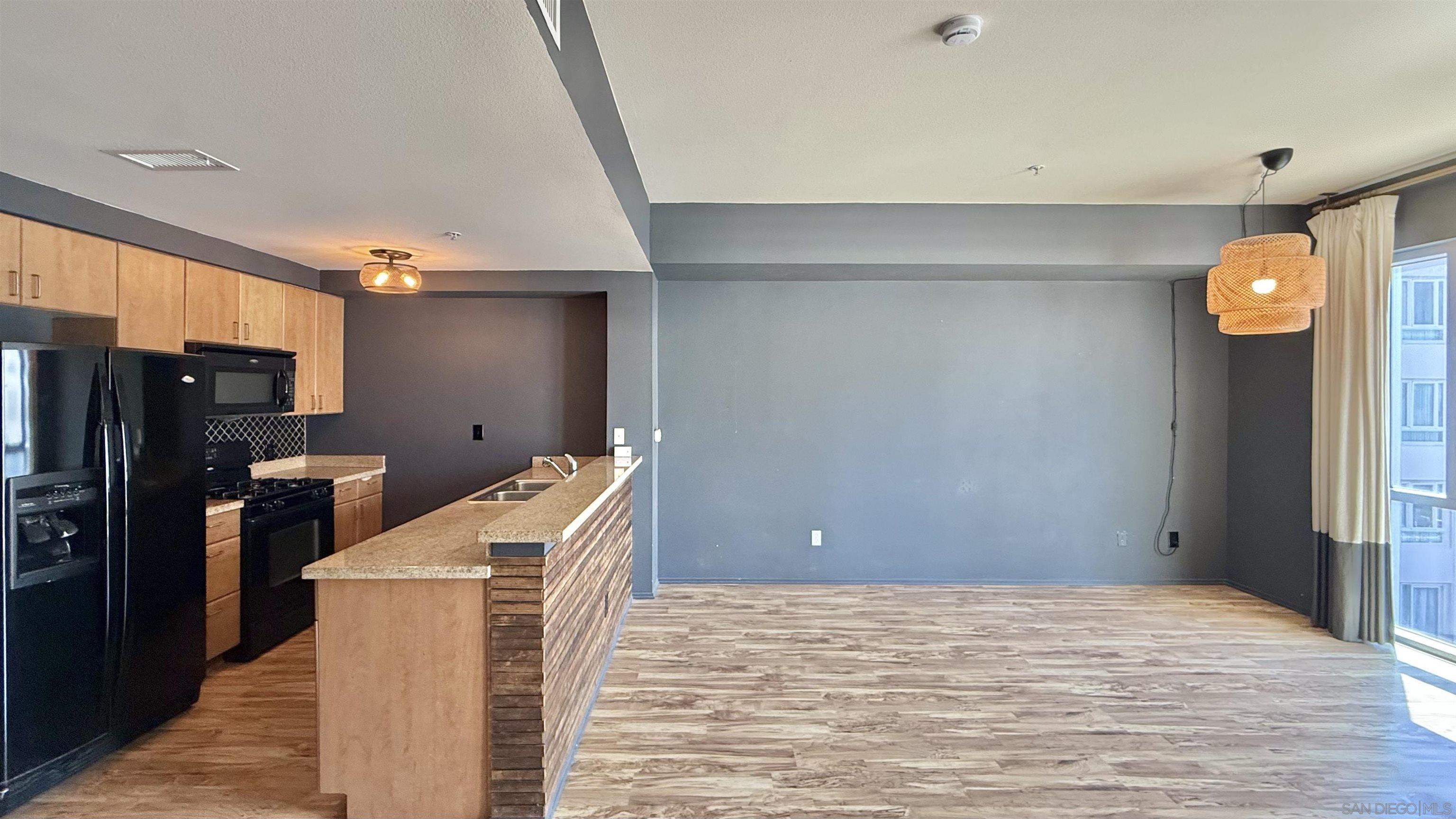 445 Island Ave Unit 504 — photo