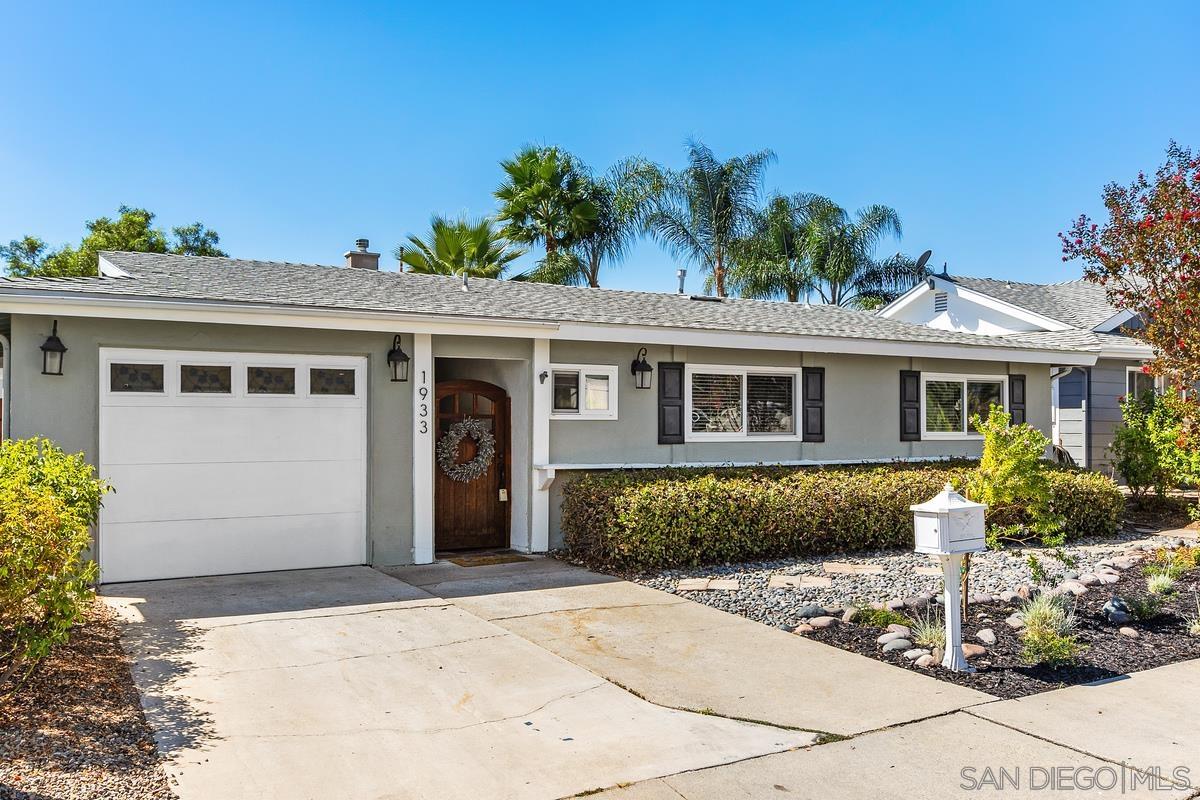 1933 Golden Cir — photo