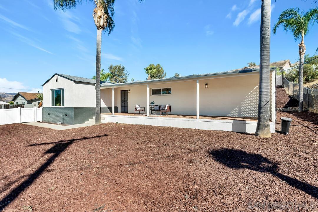 9039 Winter Gardens Blvd — photo