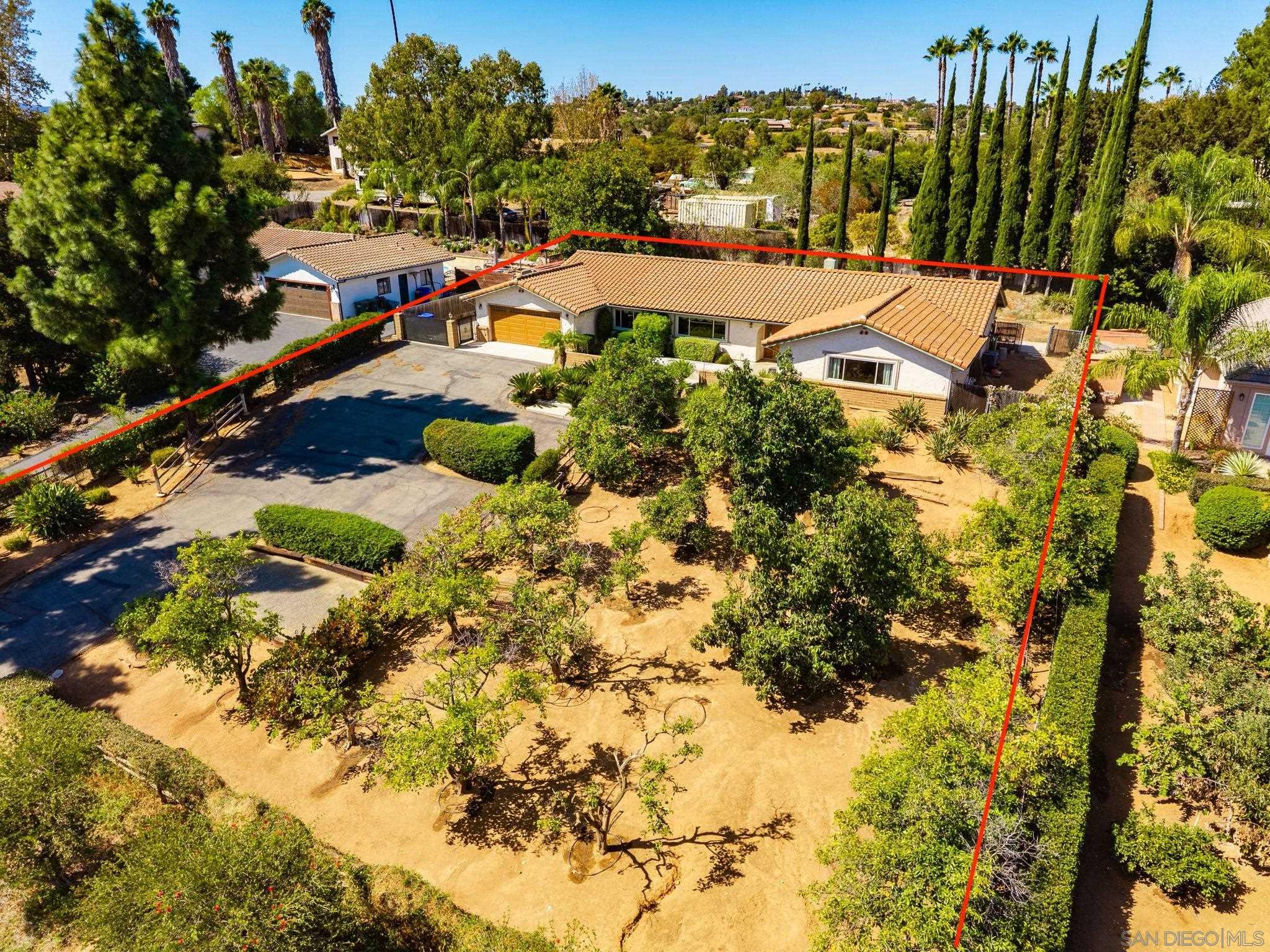 1643 Citrus Hills Ln — photo