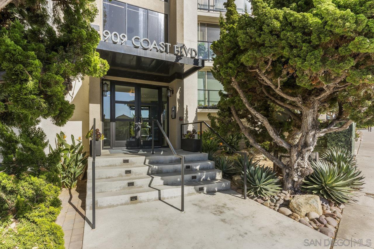 909 Coast Blvd Unit 26 — photo