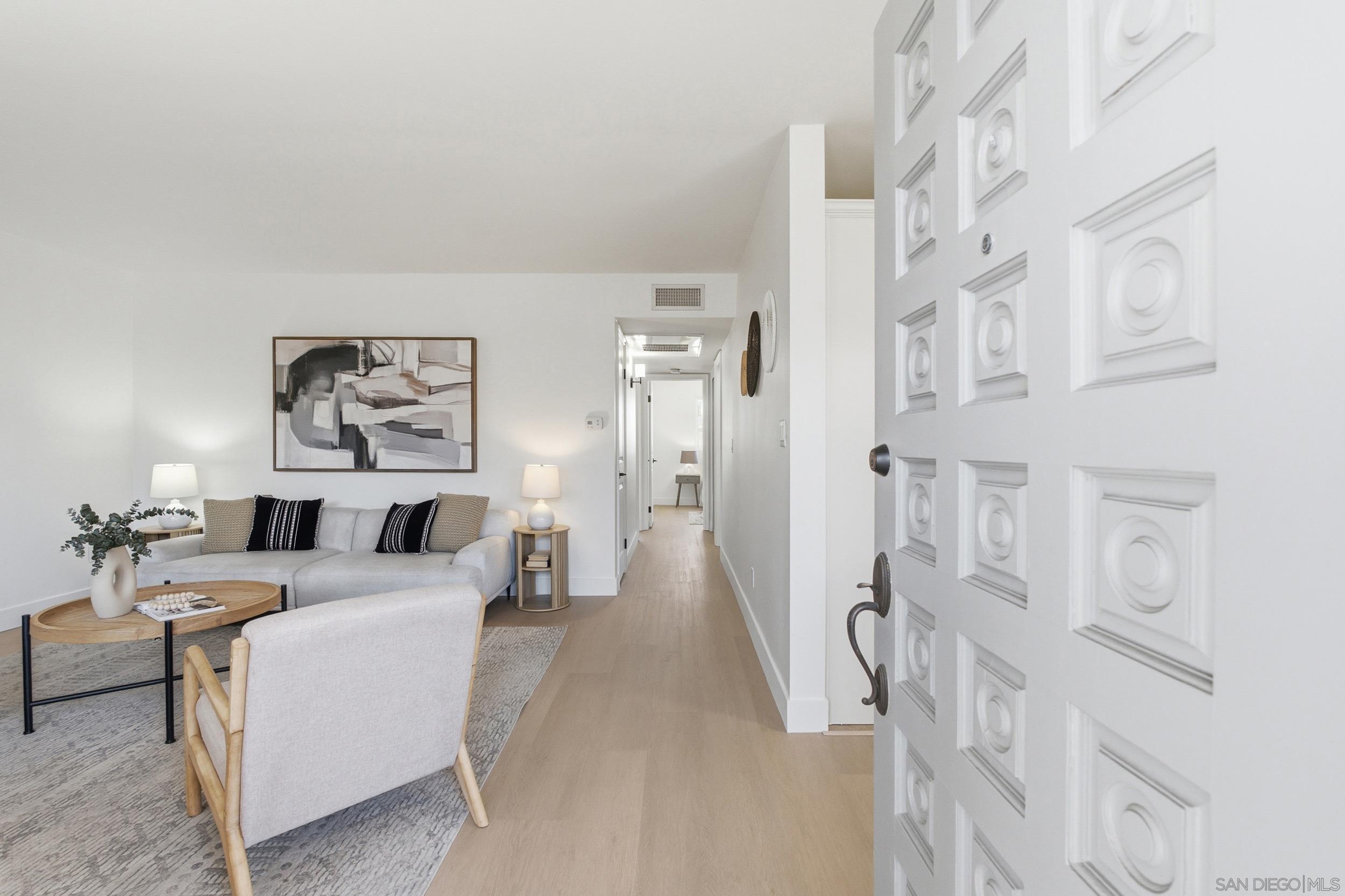 1030 Robinson Ave Unit 110 — photo