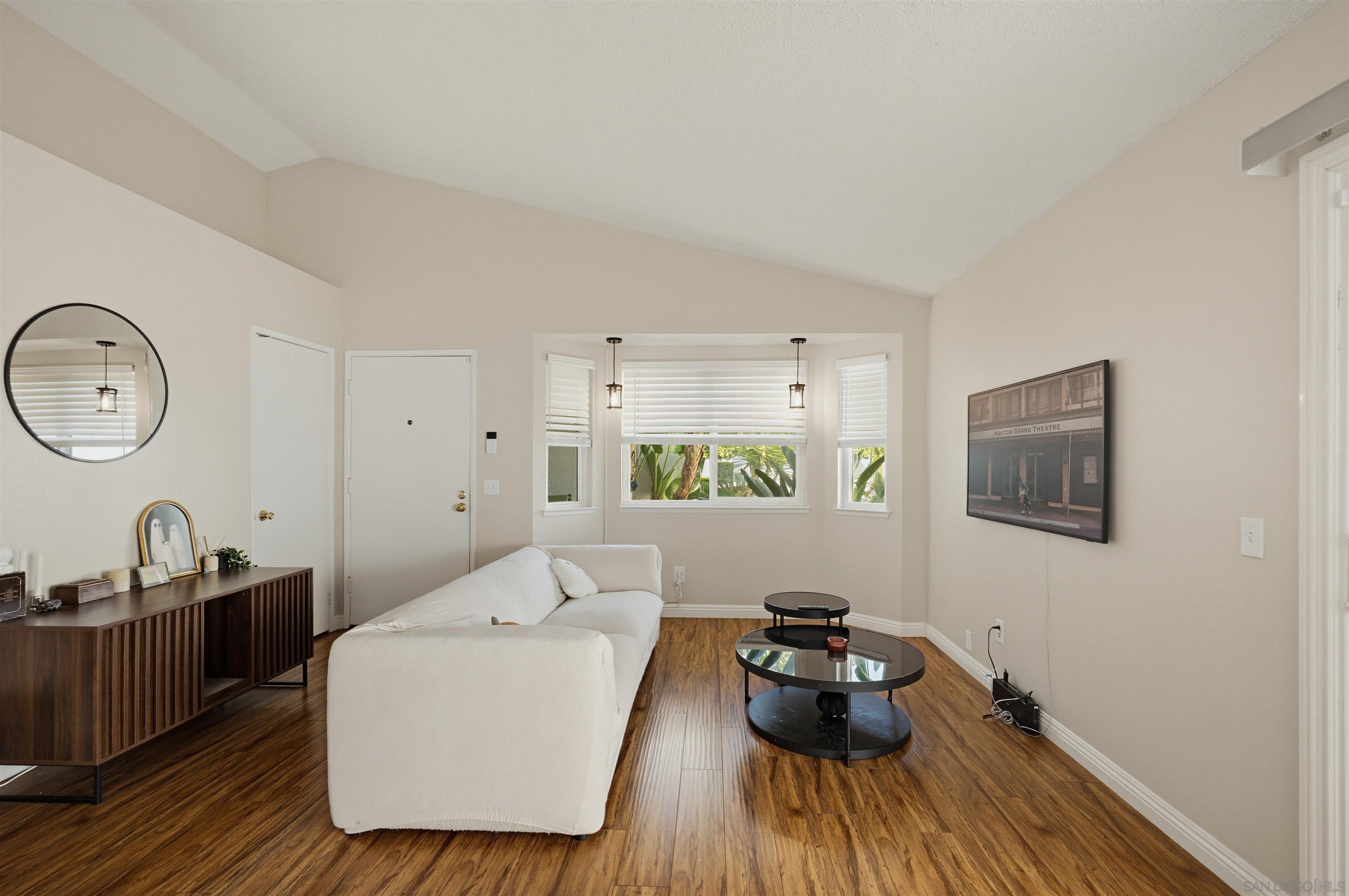 27823 Moonridge Dr — photo