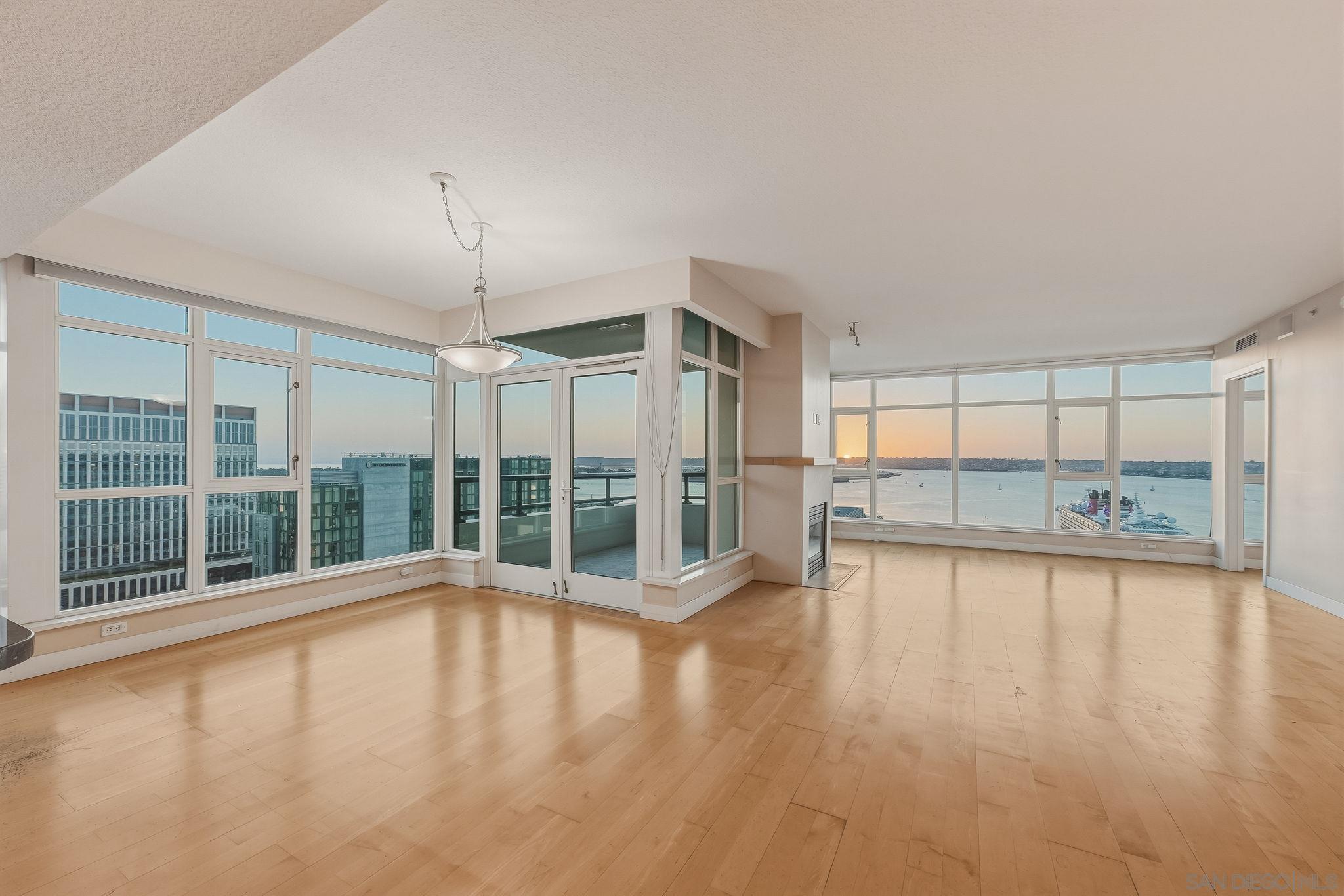 1199 Pacific Hwy Unit 2206 — photo