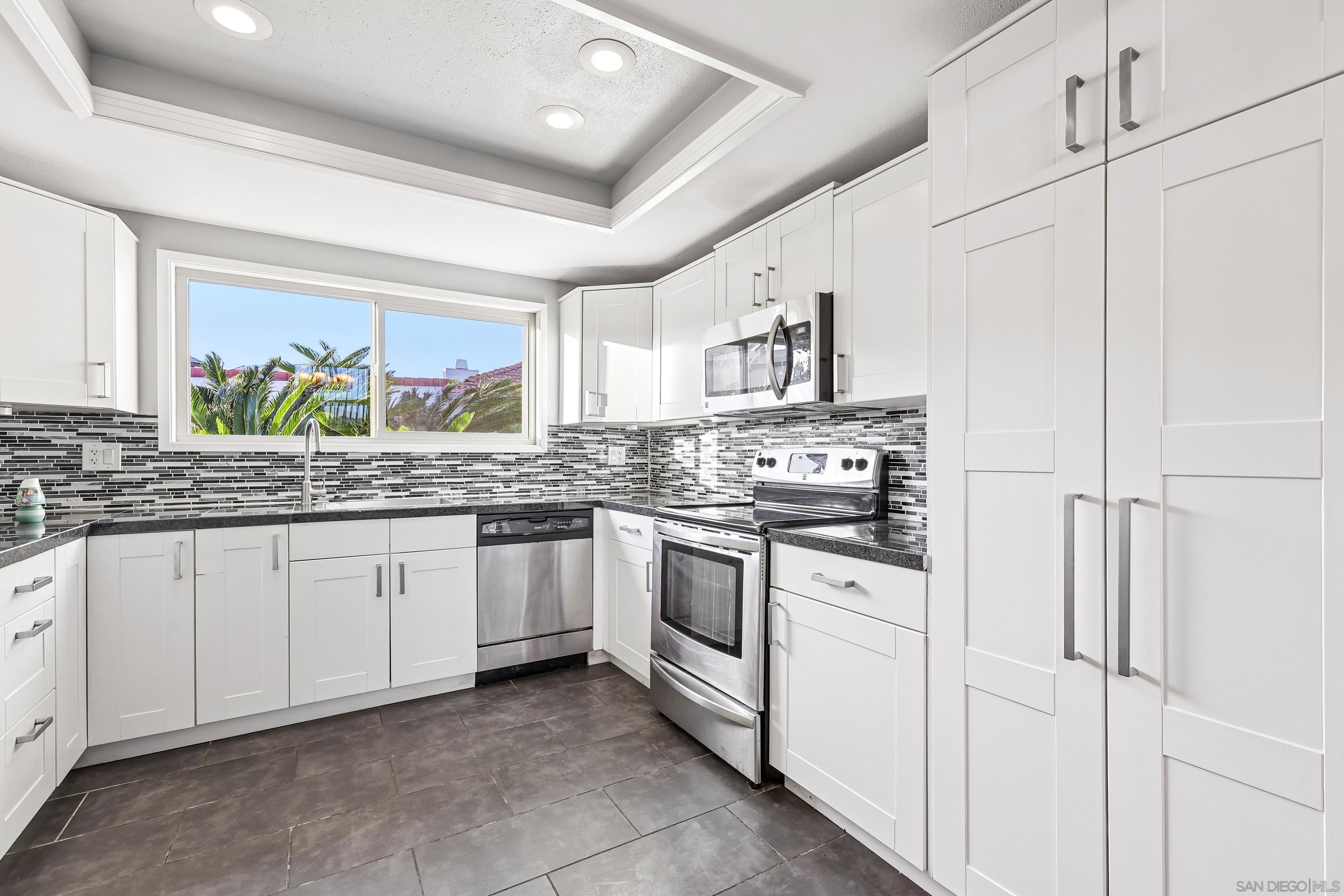 31908 Del Cielo Est Unit 4C — photo
