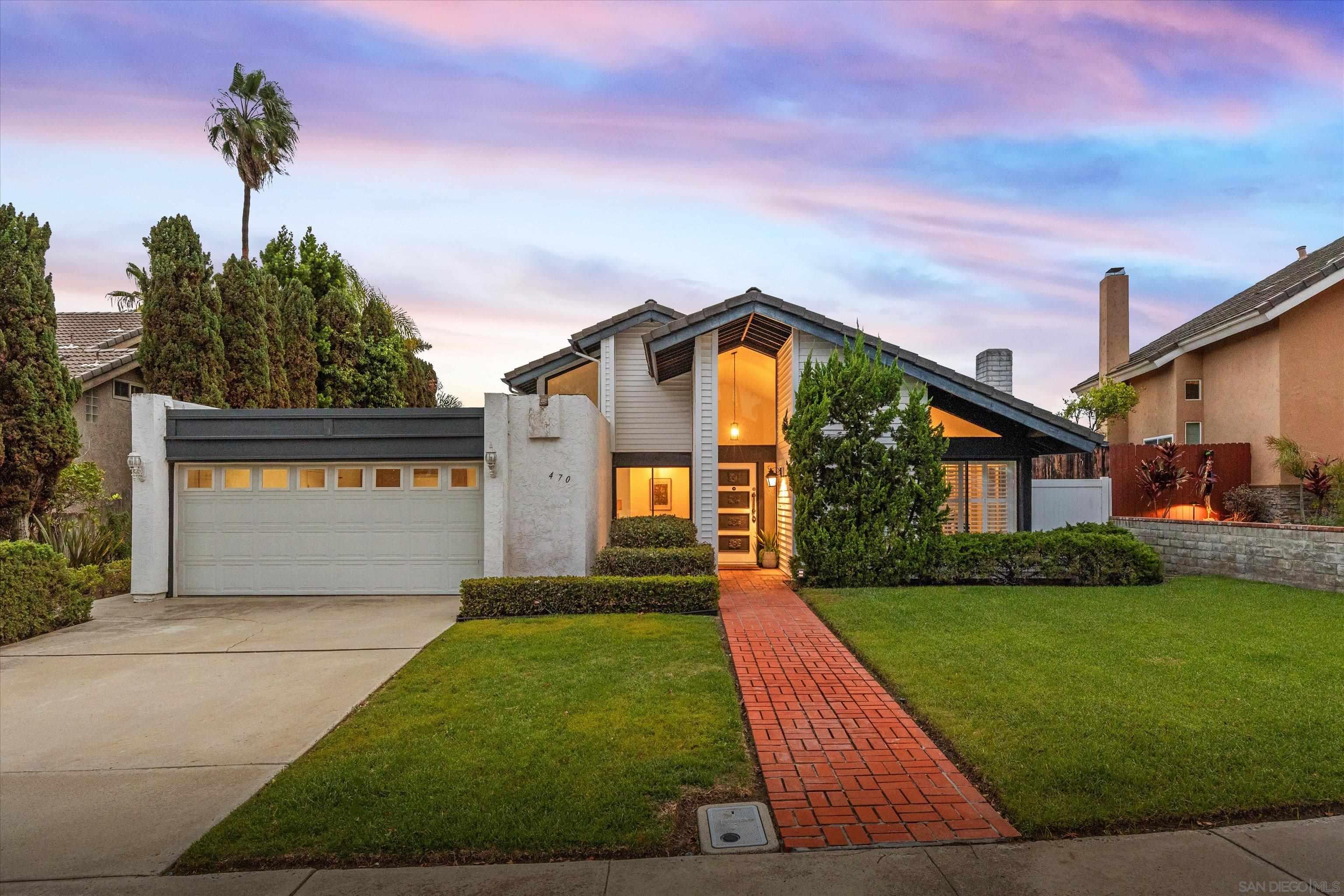 470 Jolina — photo