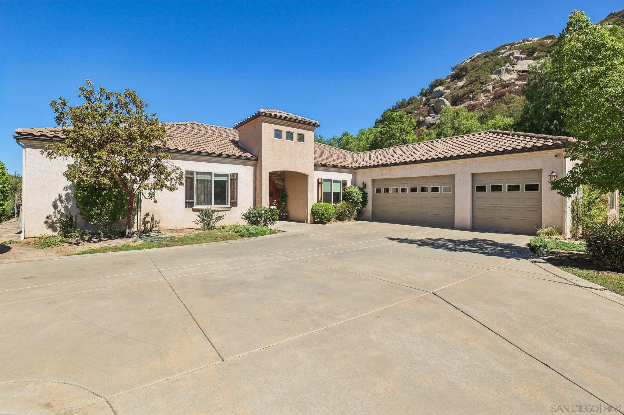 1485 Santa Fe Hls — photo