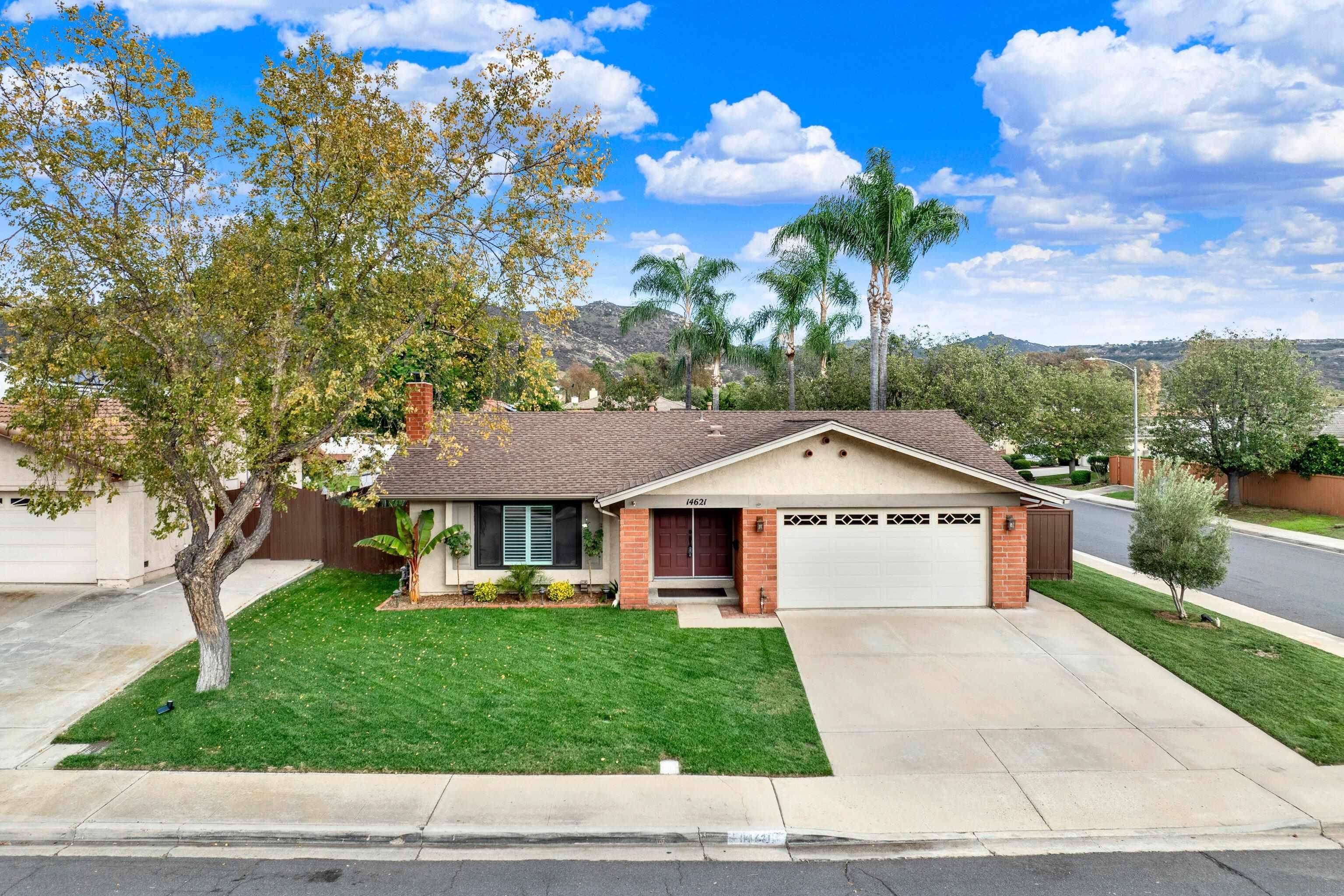14621 Roberto Rio Rd — photo