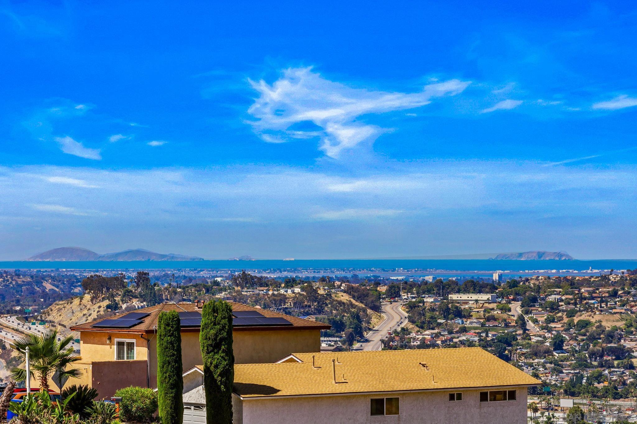 1608 Ramona Ave — photo