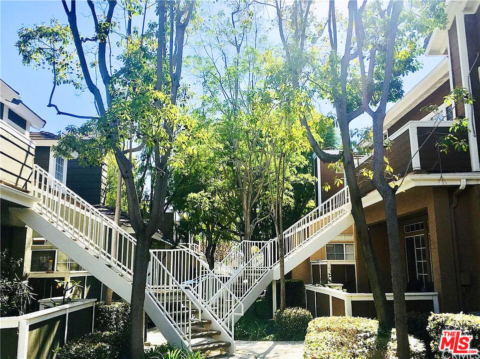 13320 Kilkenny Ct Unit 220 — photo