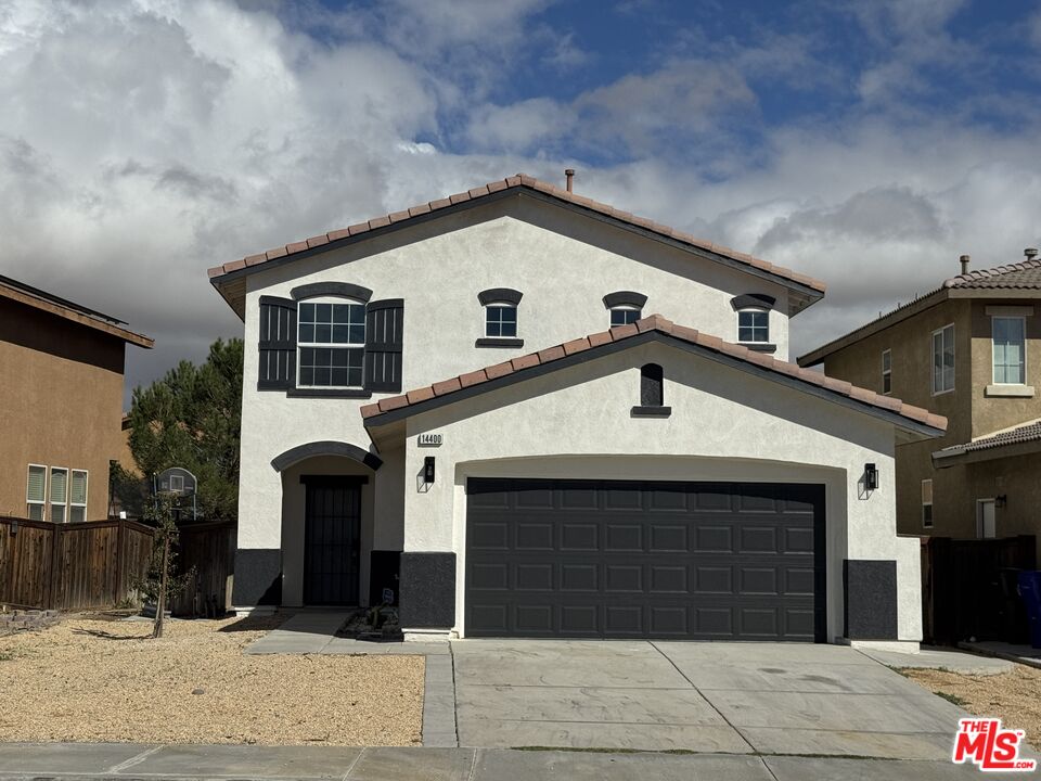 14400 Honeyhill St — photo
