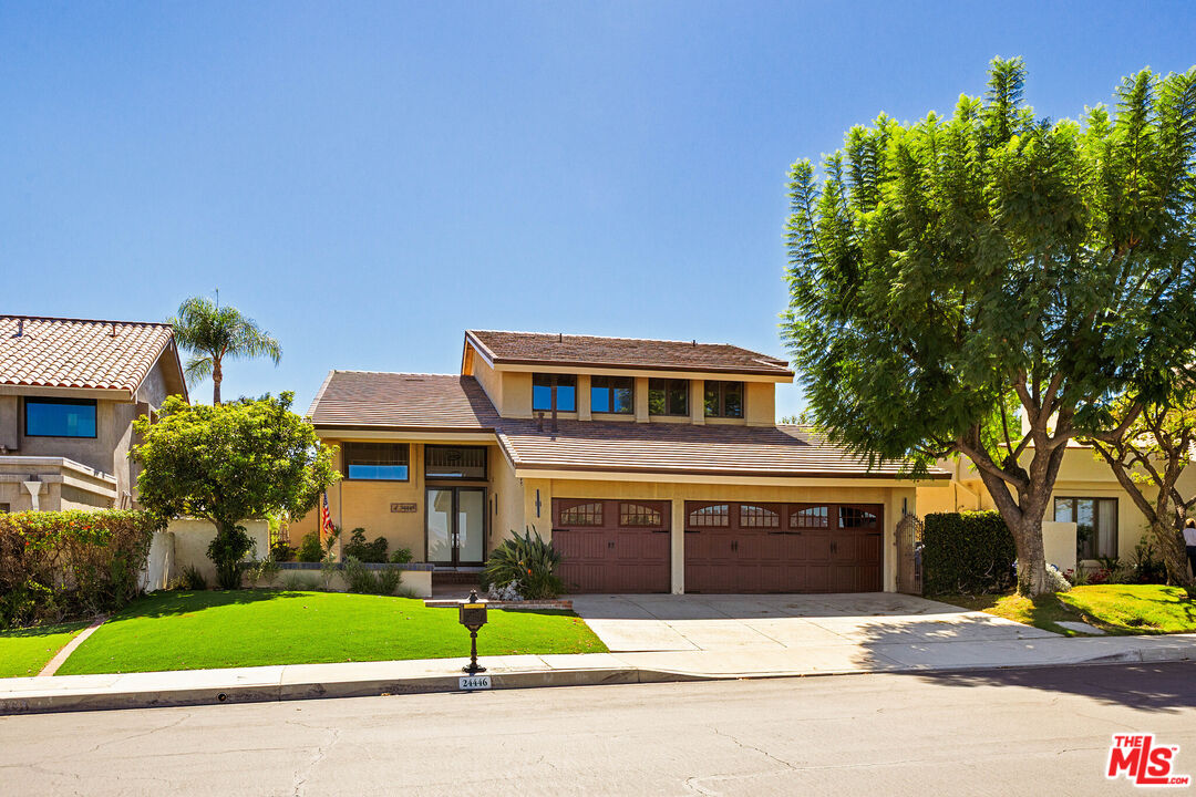 24446 Park Granada — photo