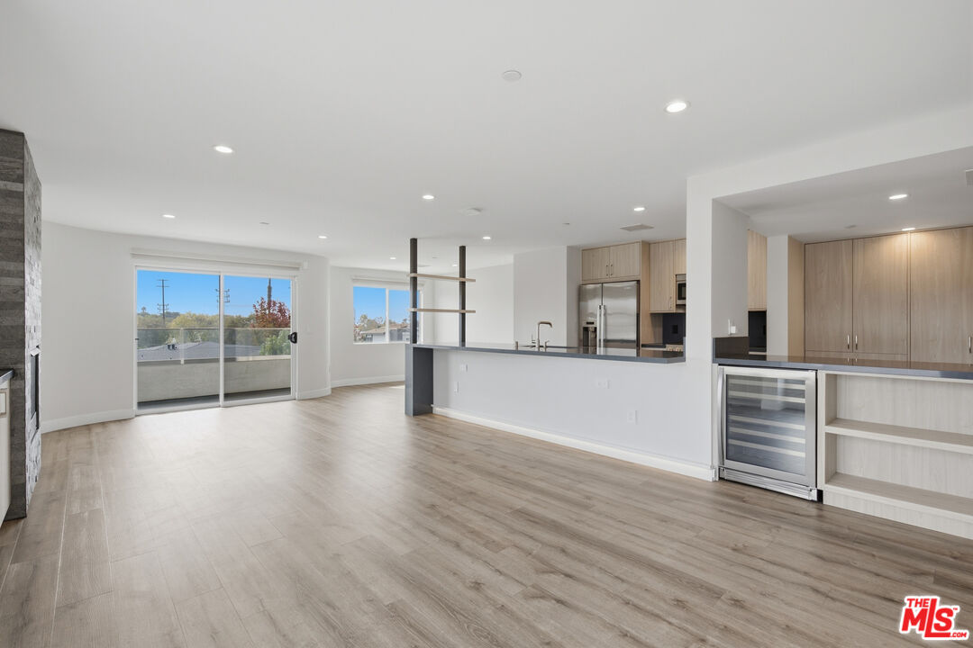 10951 National Blvd Unit 303 — photo