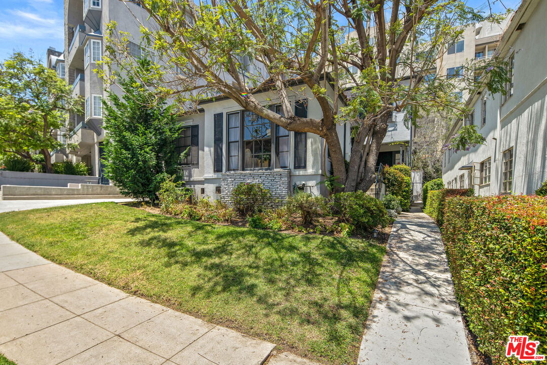 10619 Ashton Ave — photo