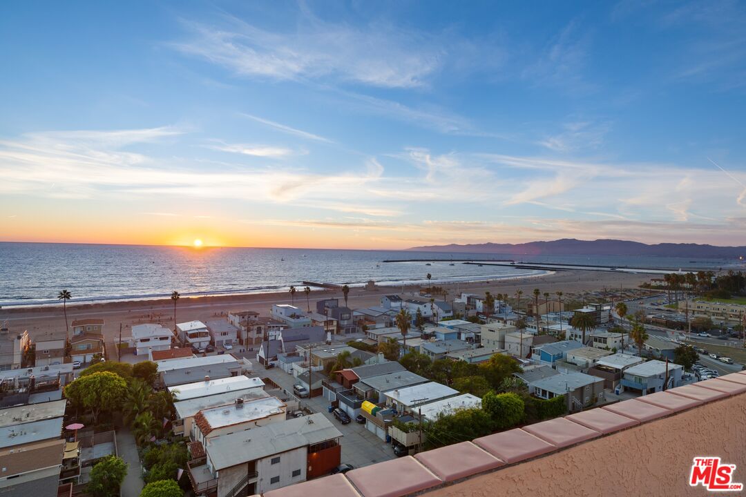 7011 Vista Del Mar Ln — photo