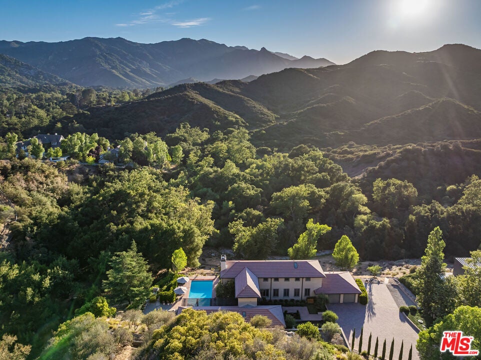 1045 Cold Canyon Road — photo