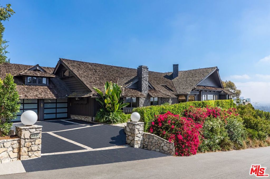 1326 Beverly Estates Drive — photo