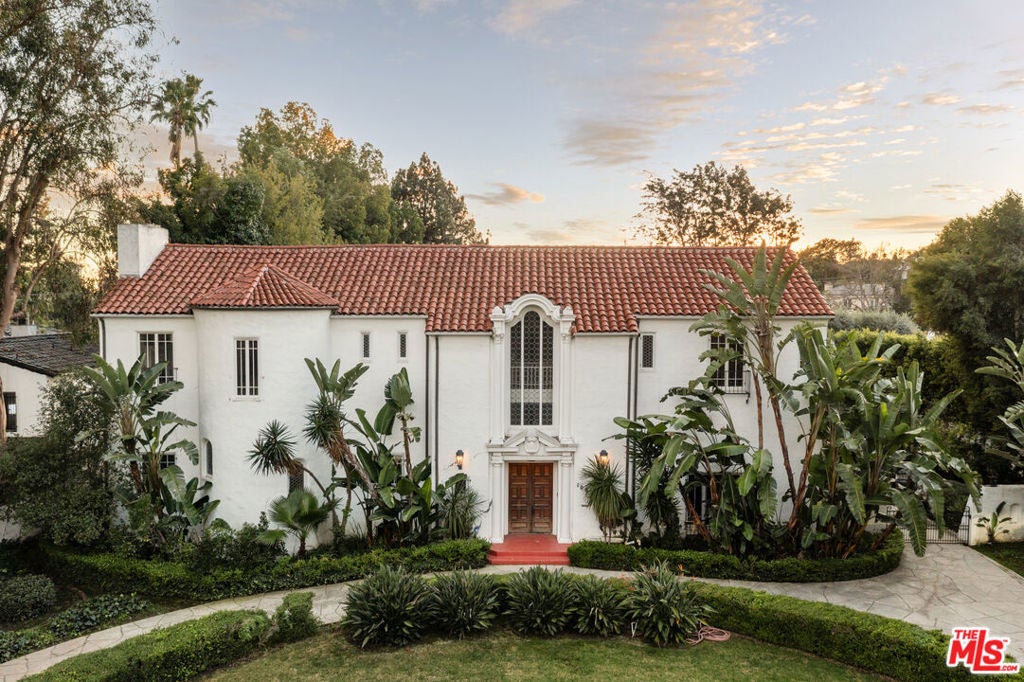 1003 Benedict Canyon Drive — photo