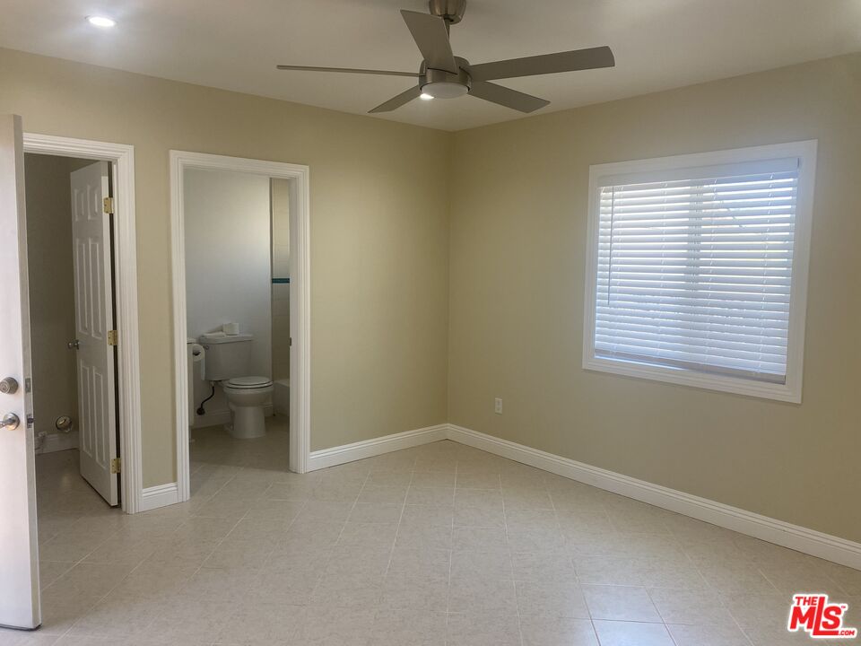 Home in Los Angeles, CA 90047 — photo 3