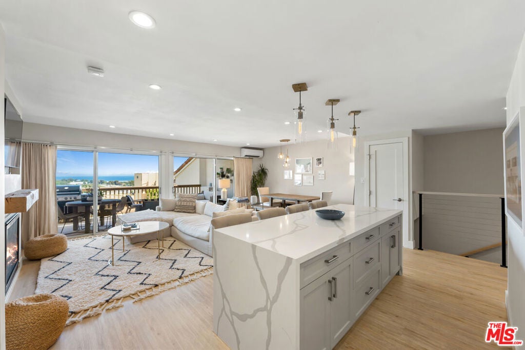 23908 De Ville Way B — photo