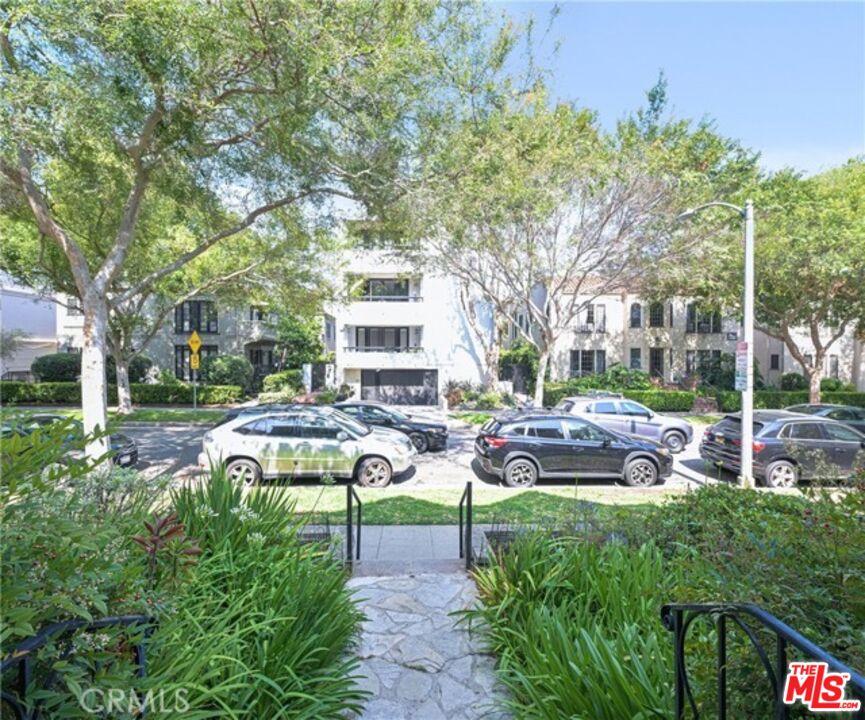 149 S Crescent Dr C — photo