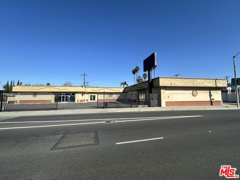 515 E Rosecrans Avenue 515 — photo