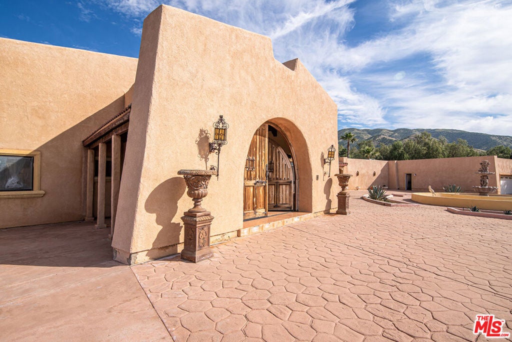 35931 Via Famero Drive — photo