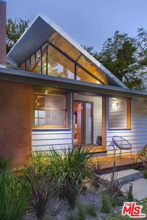 10335 Oletha Lane — photo