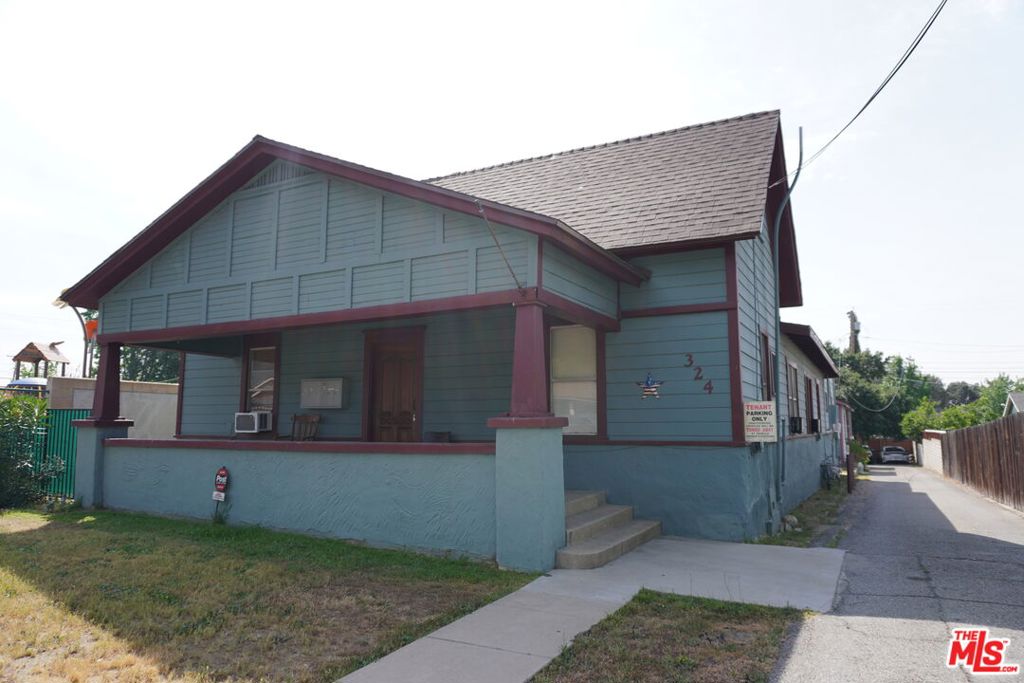 324 E Lime Avenue 4 — photo