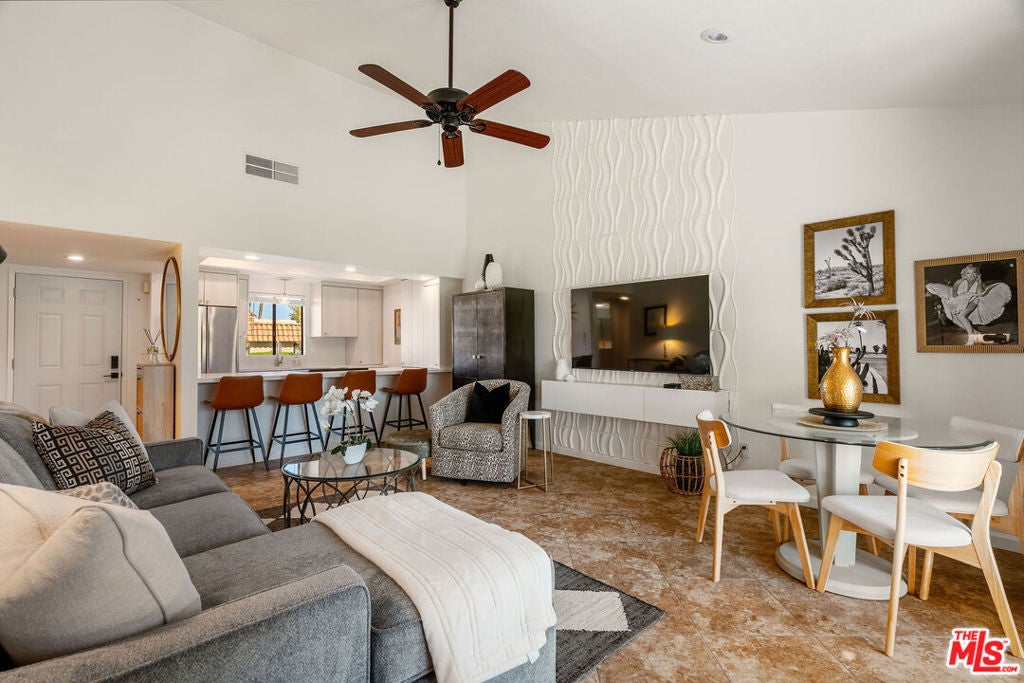 40655 La Costa Circle — photo