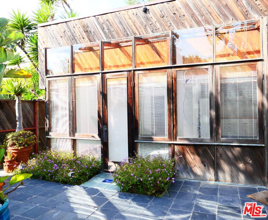 6456 Surfside Way Apt. — photo