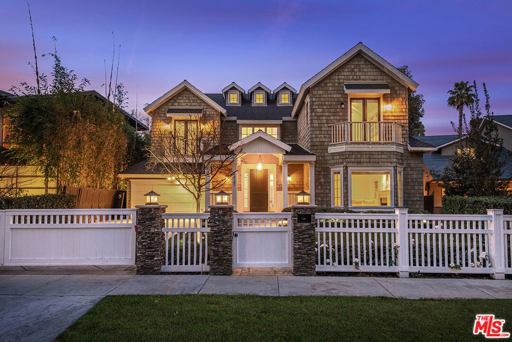 10161 Valley Spring Lane — photo