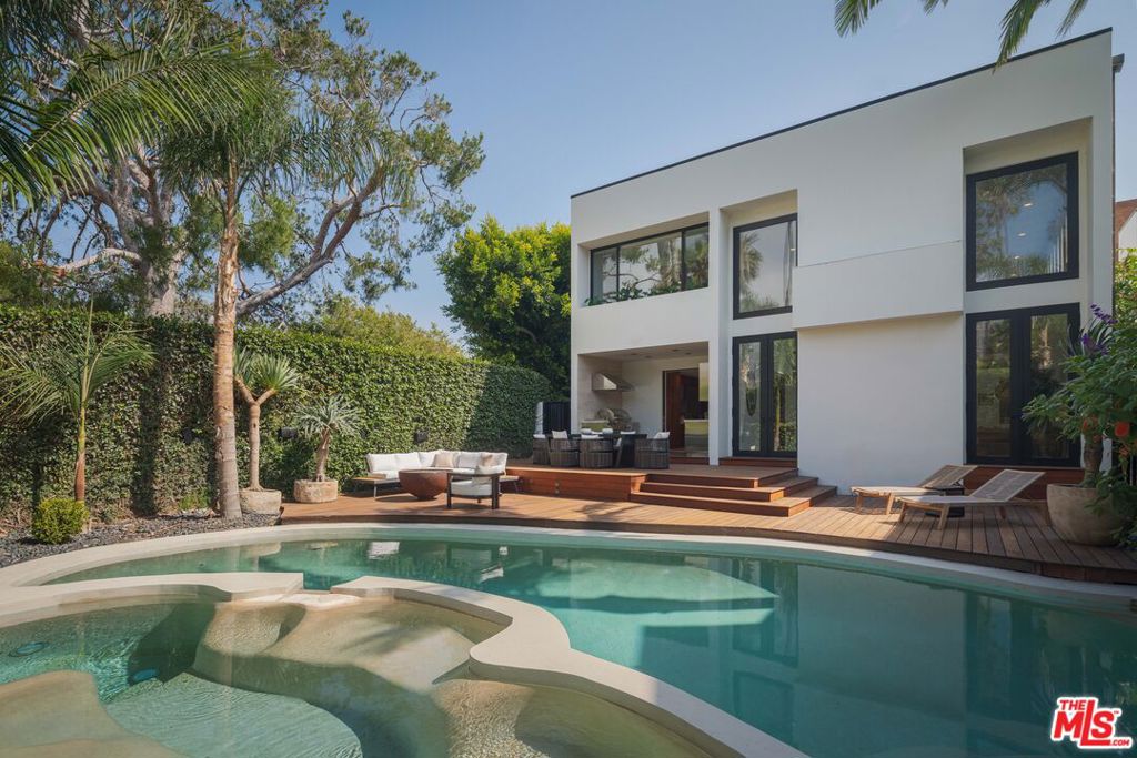 23649 Malibu Colony Road — photo