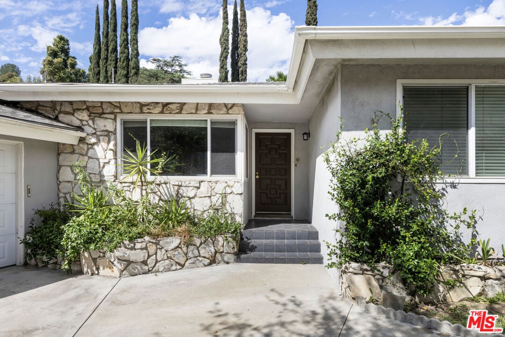 15508 Royal Ridge Road — photo