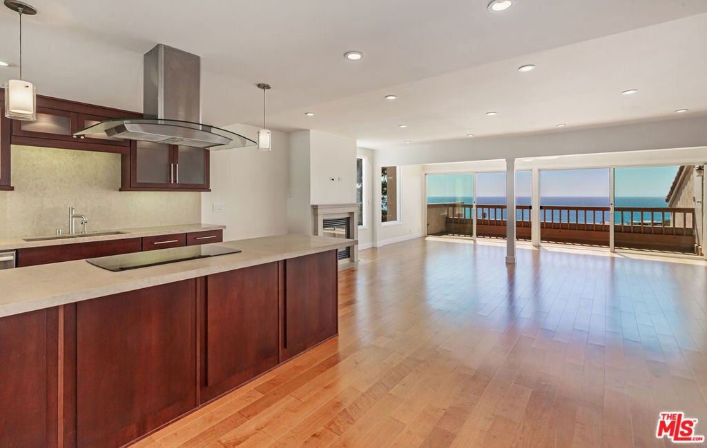 23914 De Ville Way D — photo