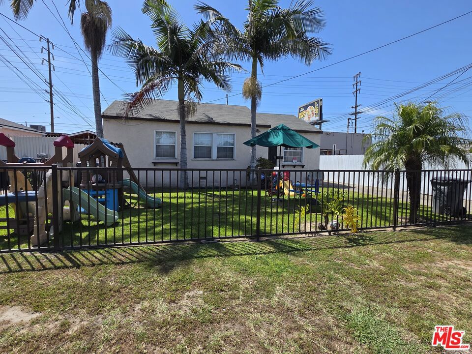 15119 Atkinson Boulevard — photo