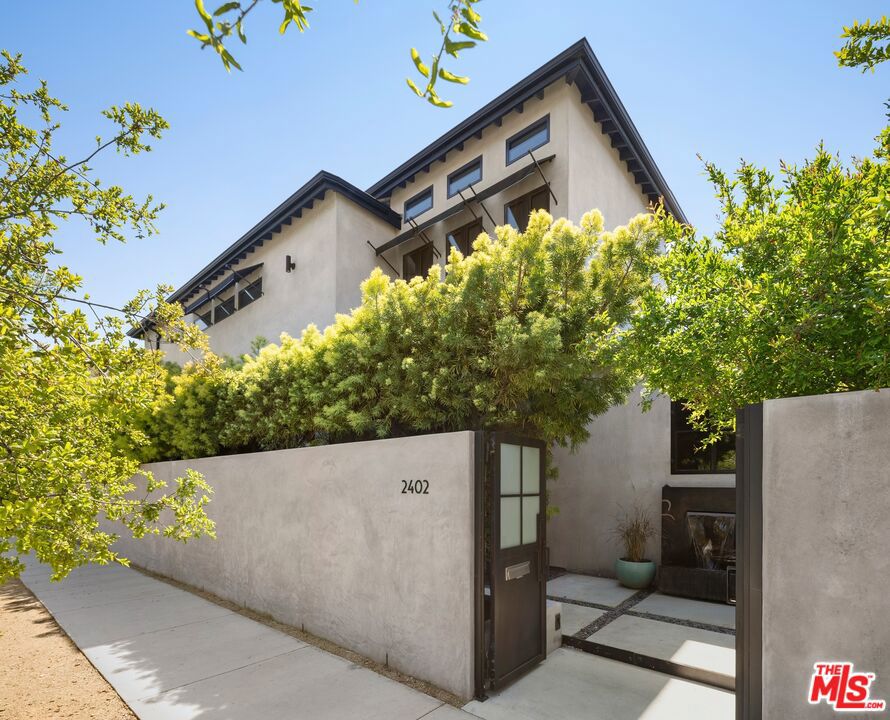 2402 11th Street — photo