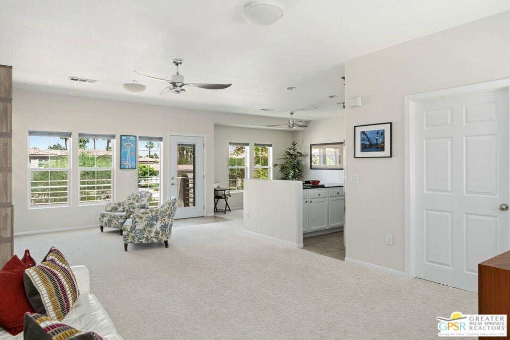 67694 Duke Road 204 — photo