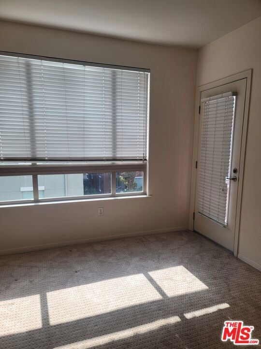 100 S Alameda Street 453 — photo