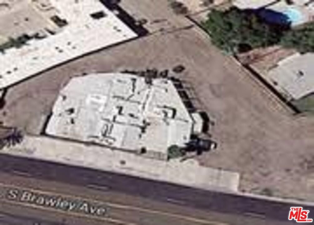 621 S Brawley Avenue — photo