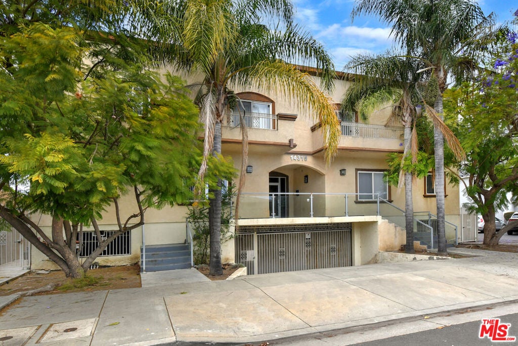 14315 Magnolia Boulevard 101 — photo