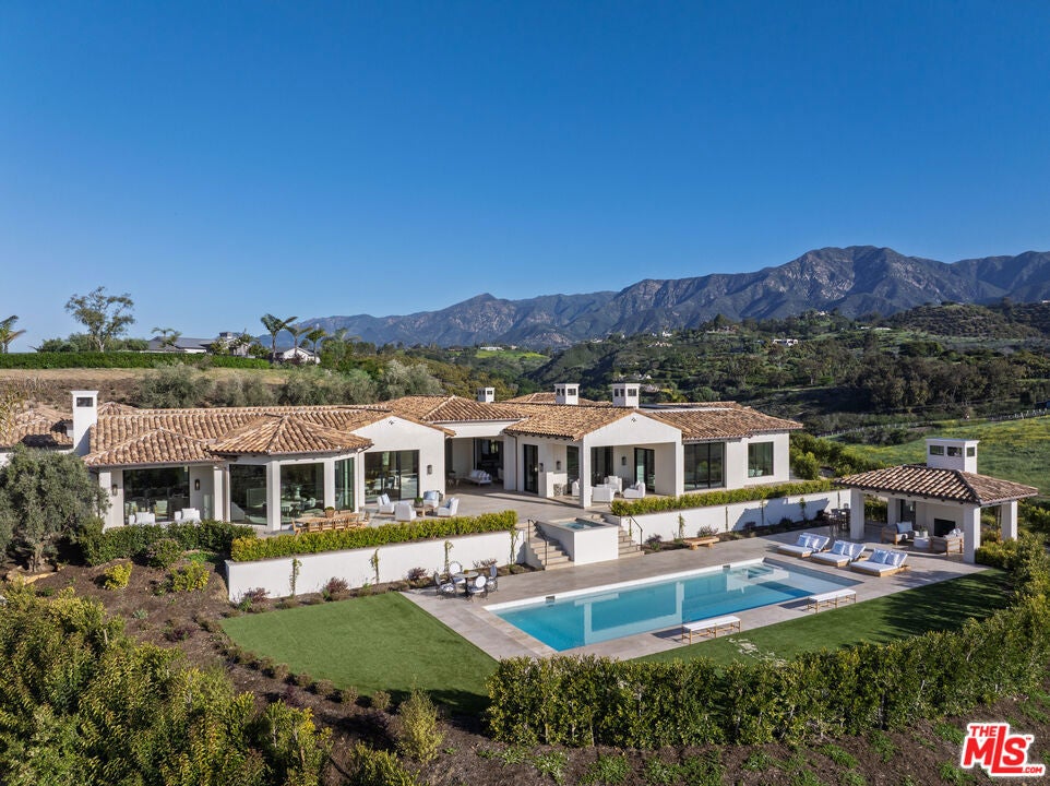 220 Montecito Ranch Lane — photo