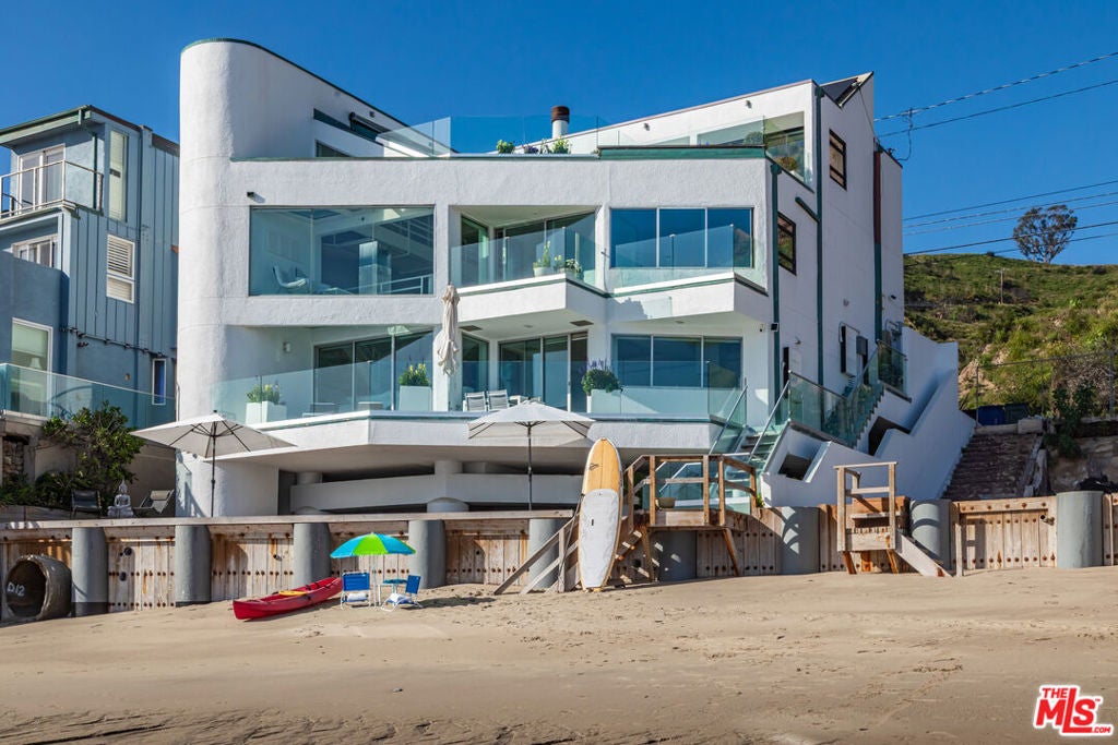 21016 Pacific Coast Highway — photo